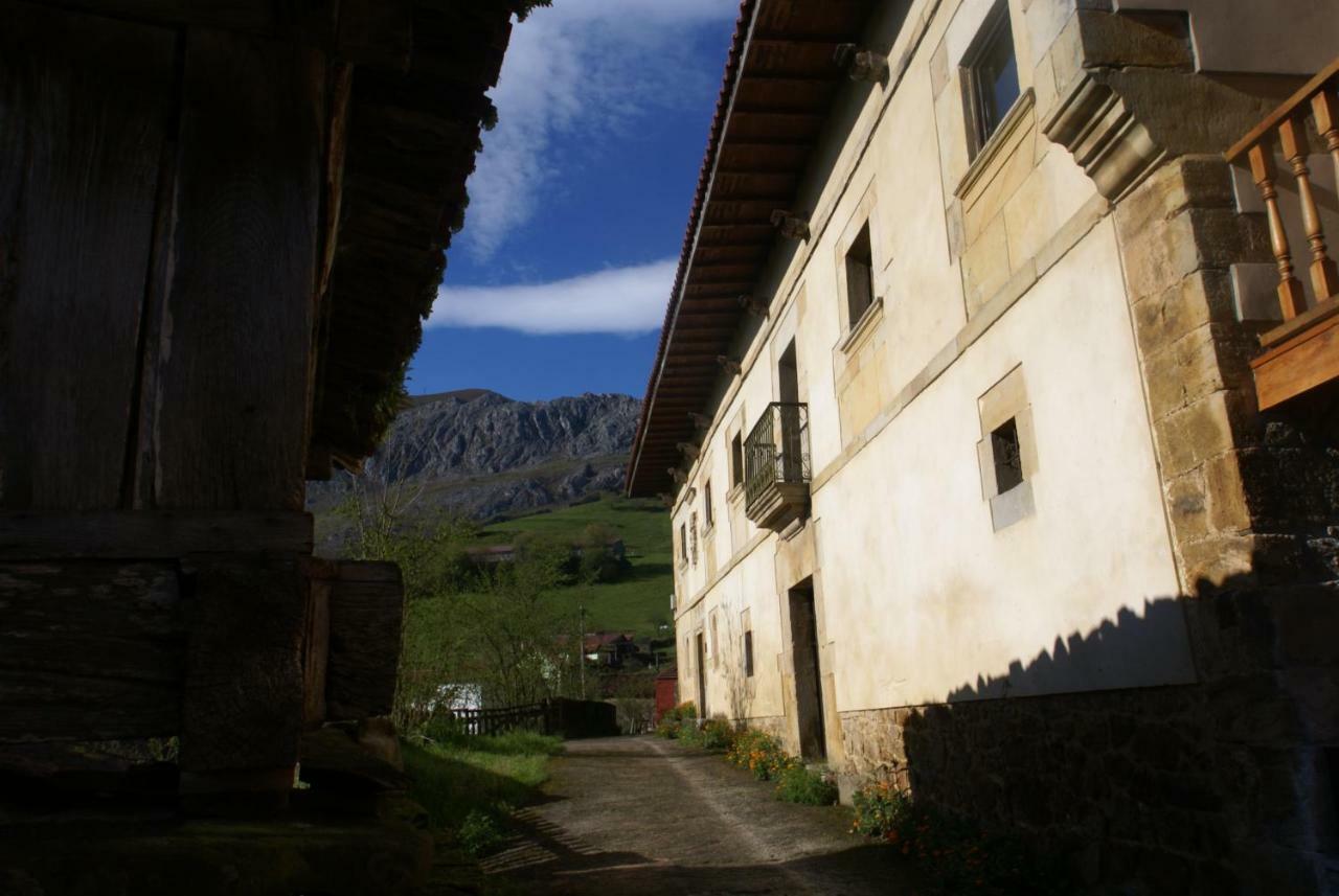 Palacio Rural de Inguanzo de Cabrales Villa Exterior foto
